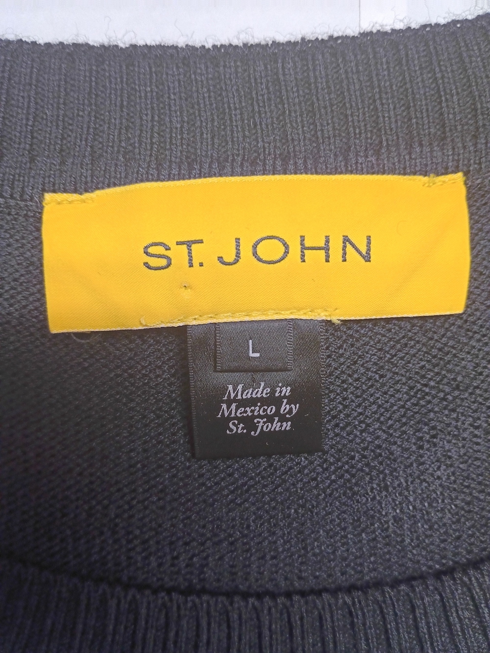 St. John Black Crewneck Sweater with Faux Pearl Dot Embellishments 90's - Picture 4 of 7